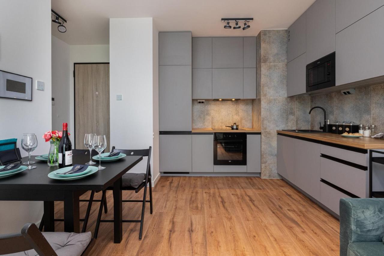 Nowa Letnica Apartments With Sauna & Gym & Kids Play In Gdansk By Noclegi Renters Buitenkant foto